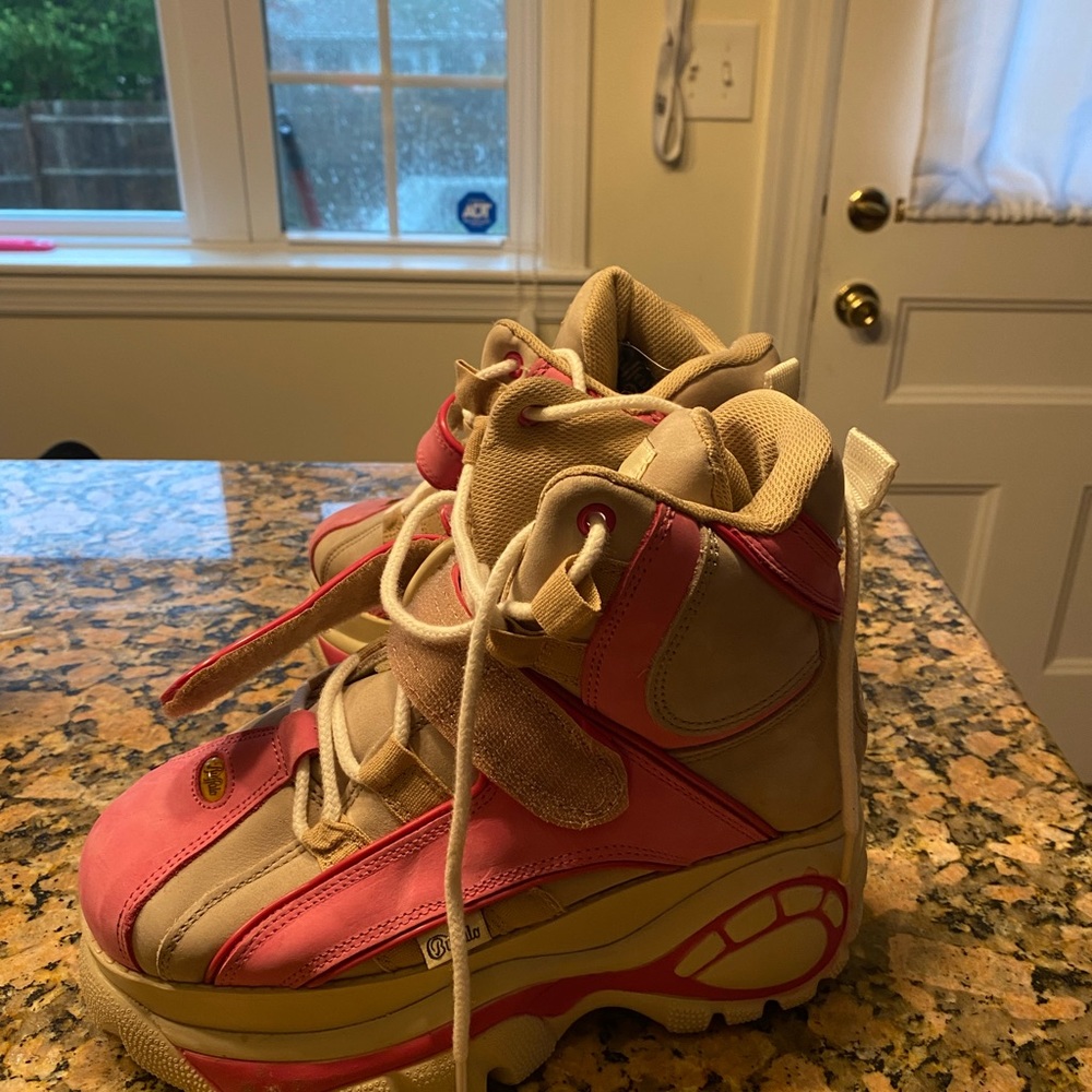 Buffalo platform women’s shoes